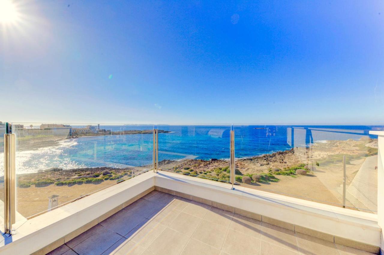 Beachfront Apartment Migjorn Cel By Sealand Villas 콜로니아 산트 호르디 외부 사진
